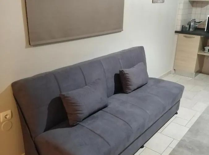 Hommie Apartment