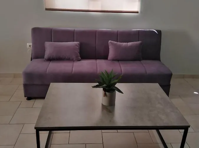 Hommie Apartment